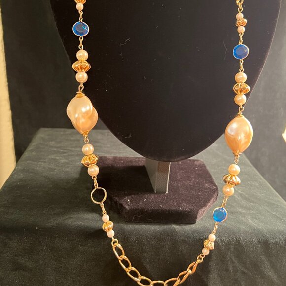 Necklace - Picture 1 of 1
